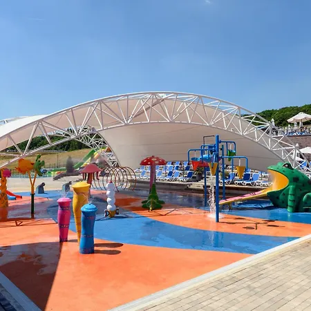 Etno Naselje Vrdnicka Kula - Fruske Terme Hotel